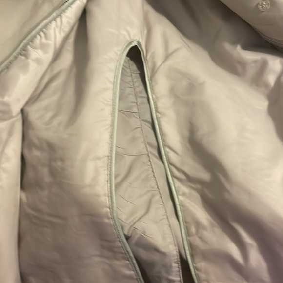 London Fog men’s trench coat! Fully lined (removable) excellent condition Sz 42L - Picture 10 of 14